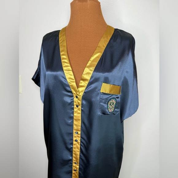 Vintage Val Mode Silky Extra Long Nightshirt Button Front Black Gold Size Med - Picture 2 of 8